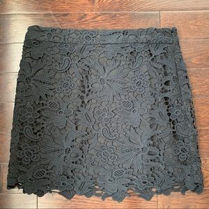 Black skirt, beautiful crochet lace style
